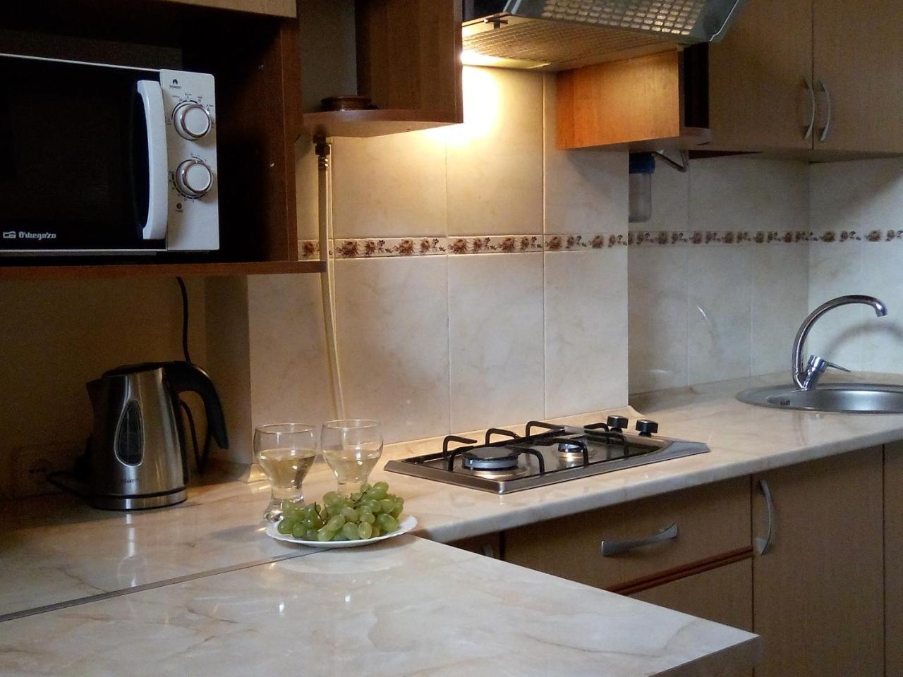 Flat On Sheptytskykh Apartment Лвив Екстериор снимка