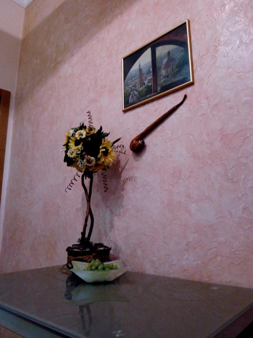 Flat On Sheptytskykh Apartment Лвив Екстериор снимка